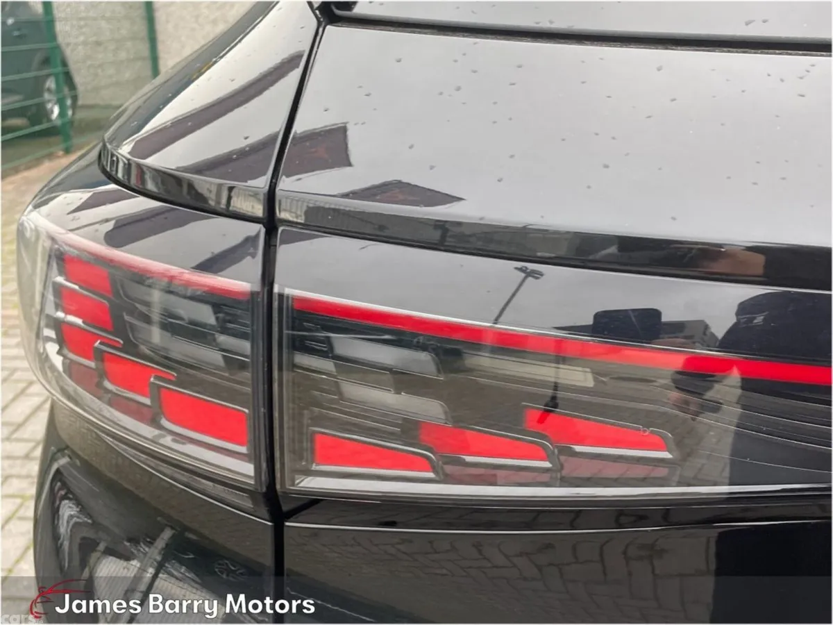 Volkswagen ID.4 SUV, Electric, 2023, Black