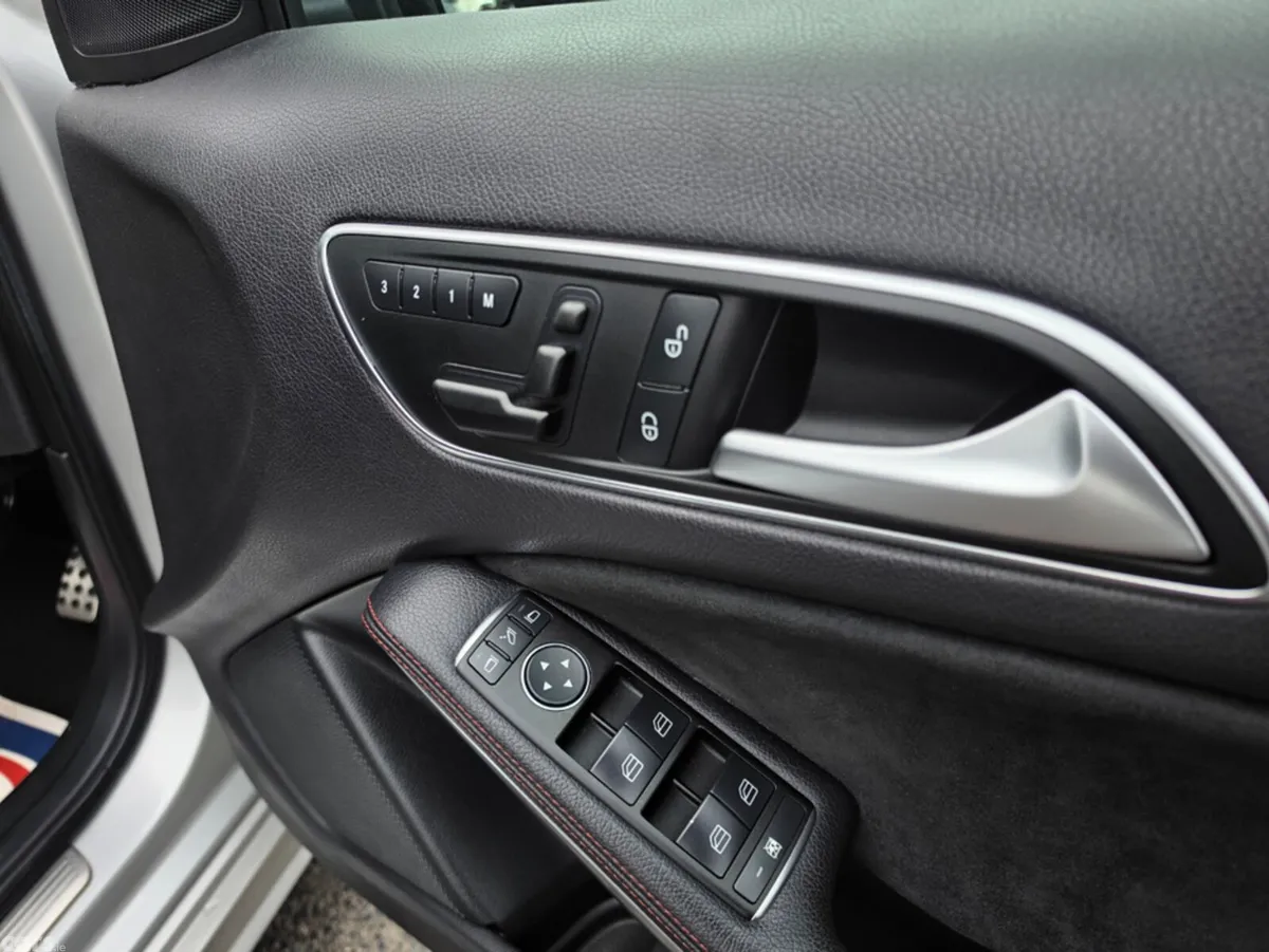 Mercedes-Benz A-Class Hatchback, Petrol, 2013, Silver