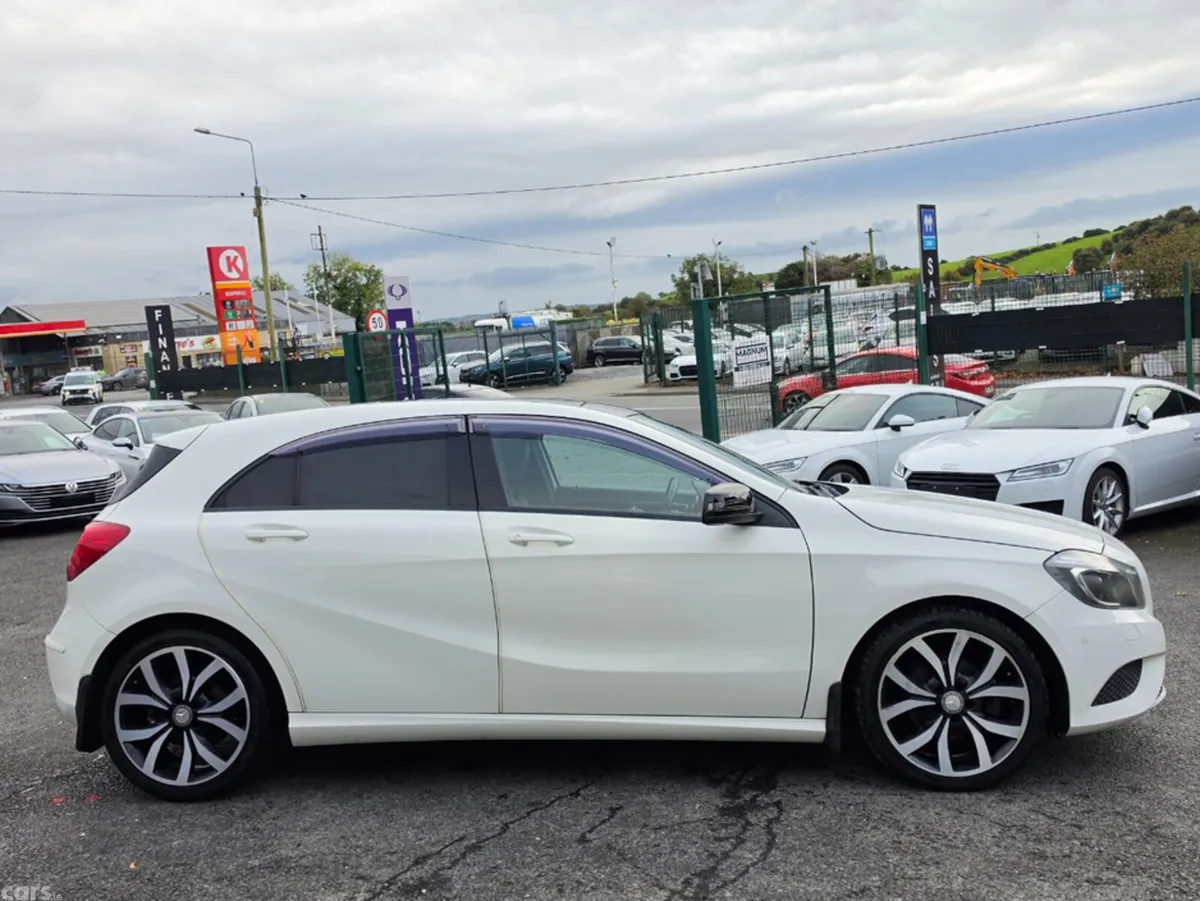 Mercedes-Benz A-Class Hatchback, Petrol, 2013, White
