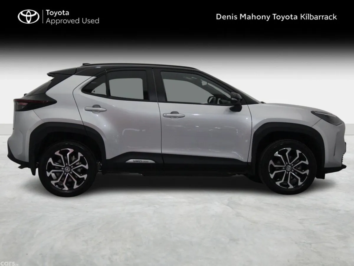 Toyota Yaris Cross Hatchback, Petrol Hybrid, 2026, Grey