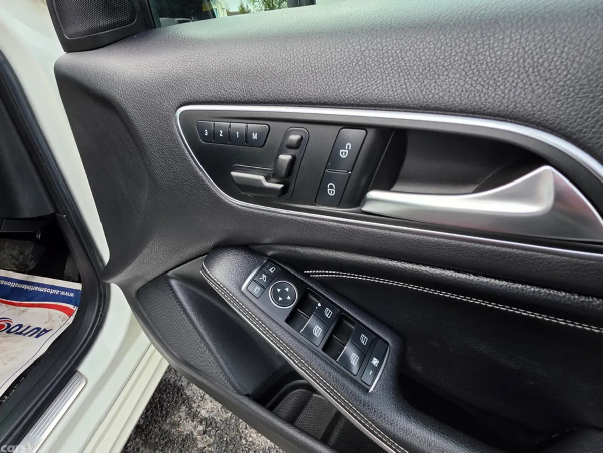 Mercedes-Benz A-Class Hatchback, Petrol, 2013, White