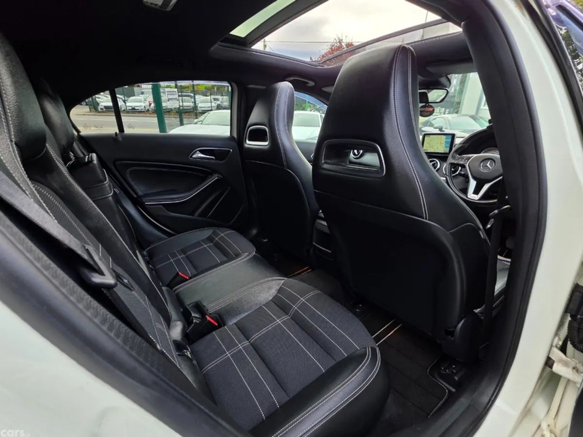 Mercedes-Benz A-Class Hatchback, Petrol, 2013, White
