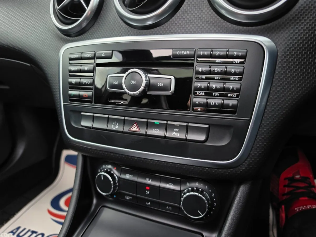 Mercedes-Benz A-Class Hatchback, Petrol, 2013, White