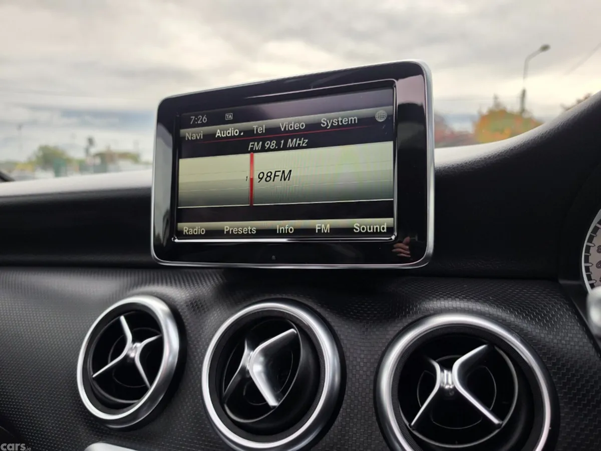 Mercedes-Benz A-Class Hatchback, Petrol, 2013, White