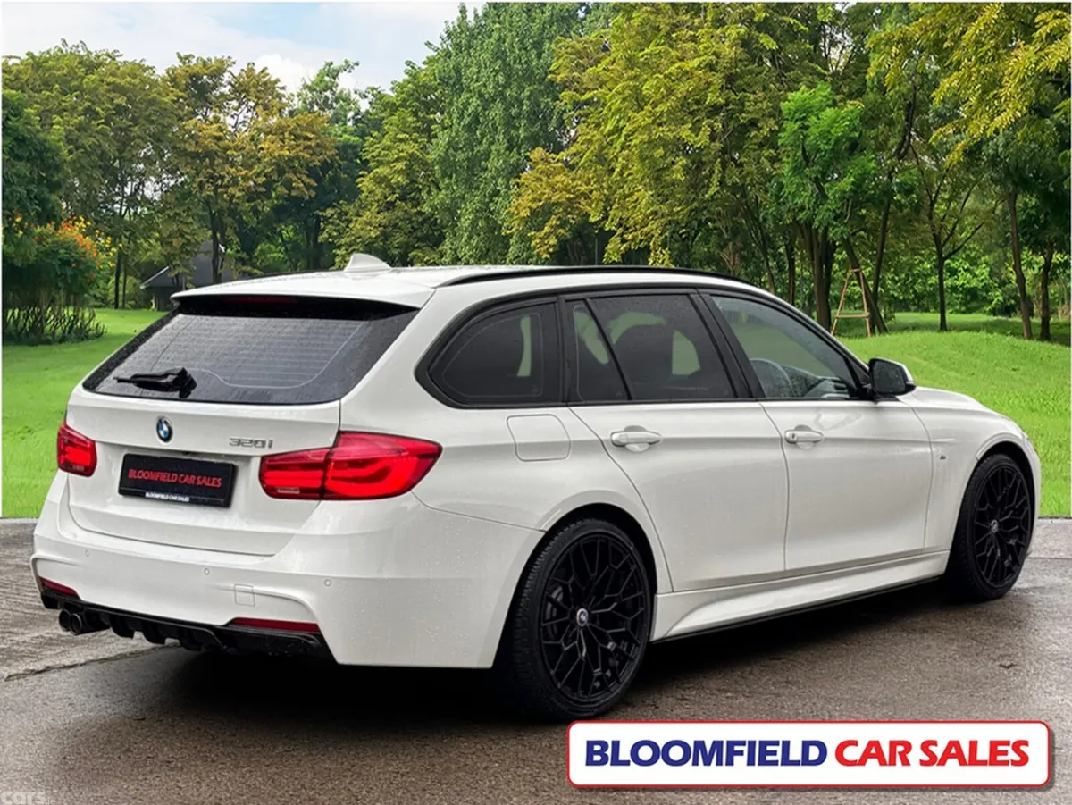 BMW 3-Series Estate, Petrol, 2017, White