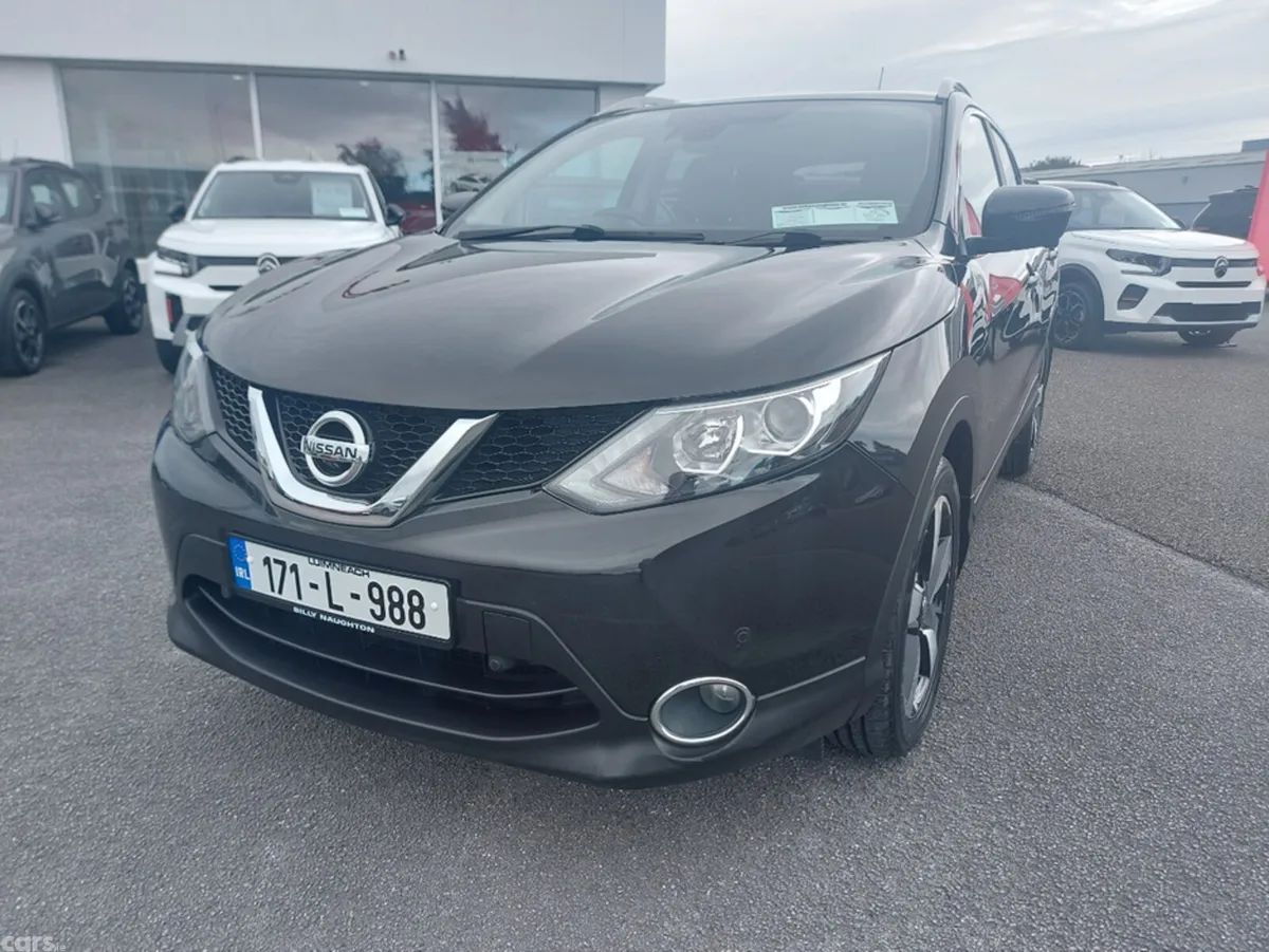 Nissan Qashqai MPV, Diesel, 2017, Black