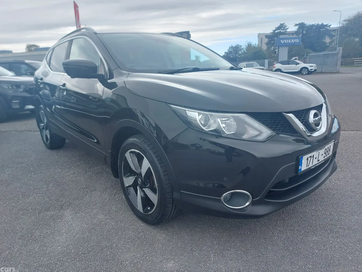 Nissan Qashqai MPV, Diesel, 2017, Black