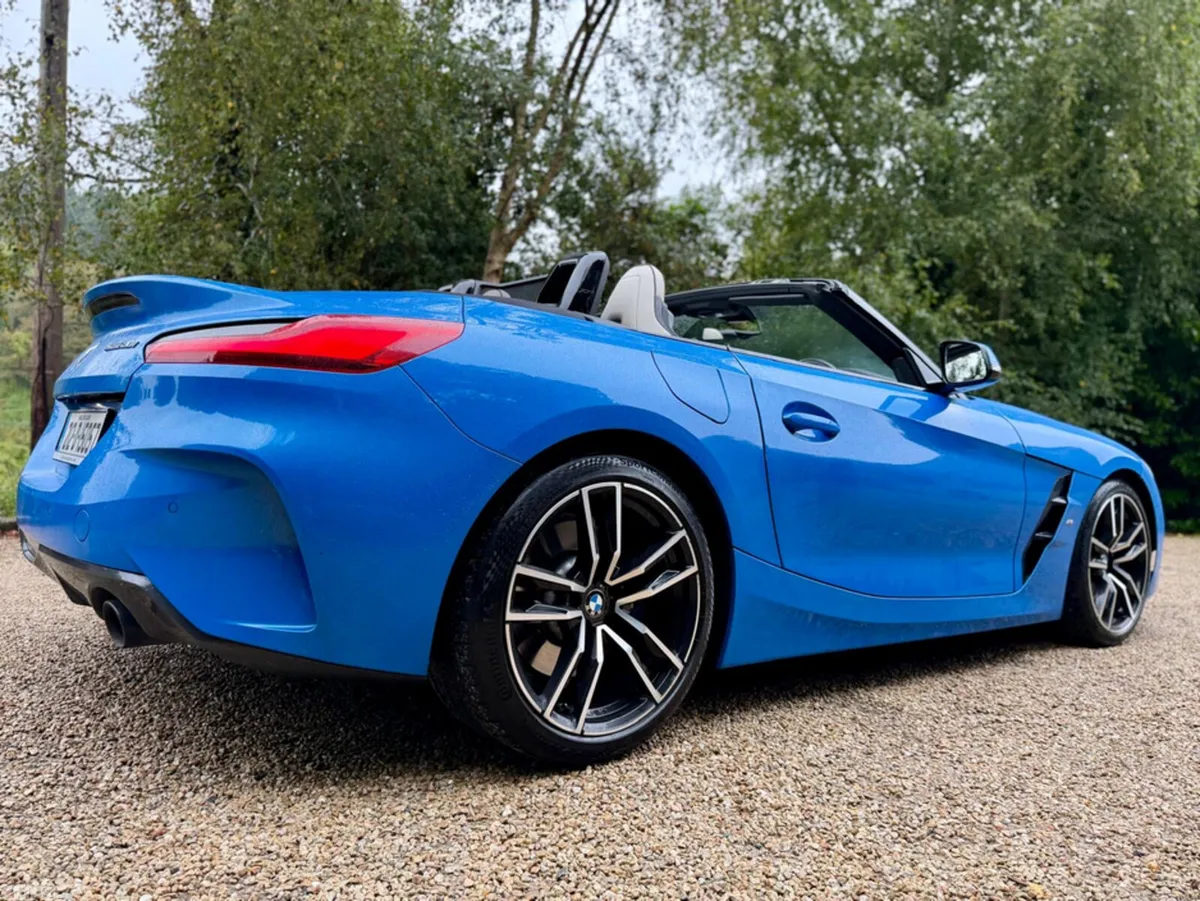 BMW Z4 Convertible, Petrol, 2021, Blue
