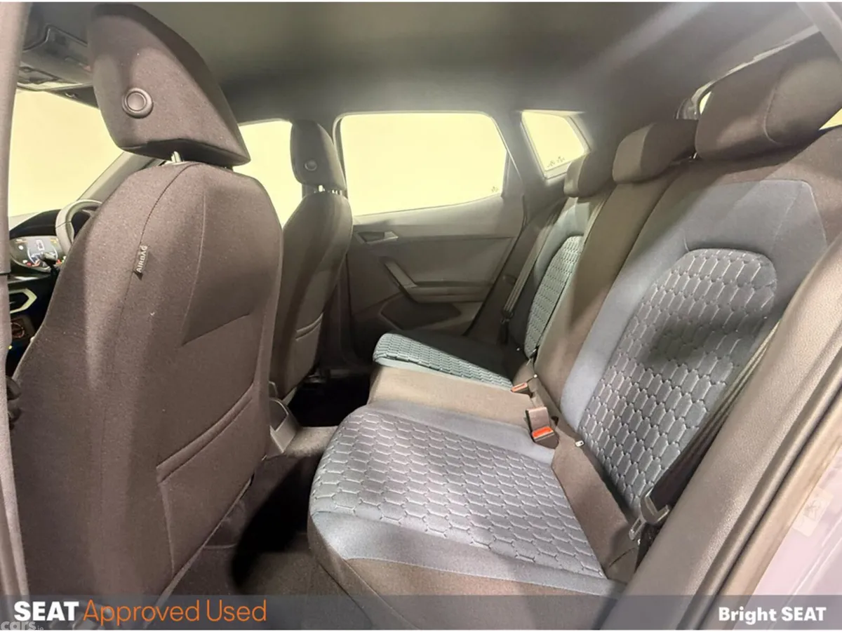 SEAT Arona Hatchback, Petrol, 2026, Grey