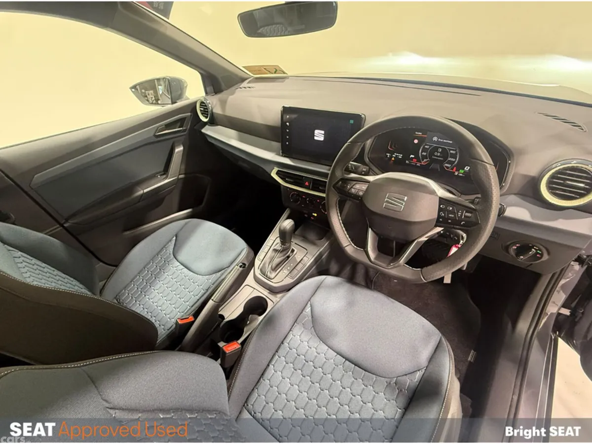 SEAT Arona Hatchback, Petrol, 2026, Grey