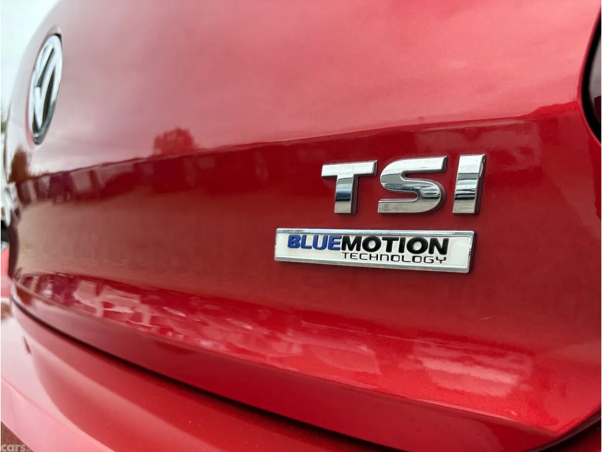 Volkswagen Polo Hatchback, Petrol, 2016, Red