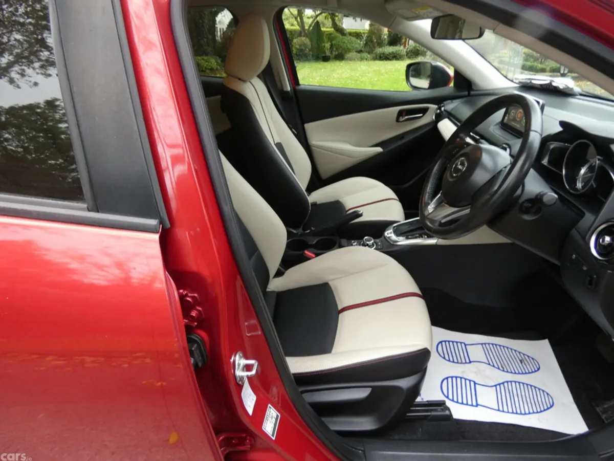 Mazda Demio Hatchback, Petrol, 2015, Red