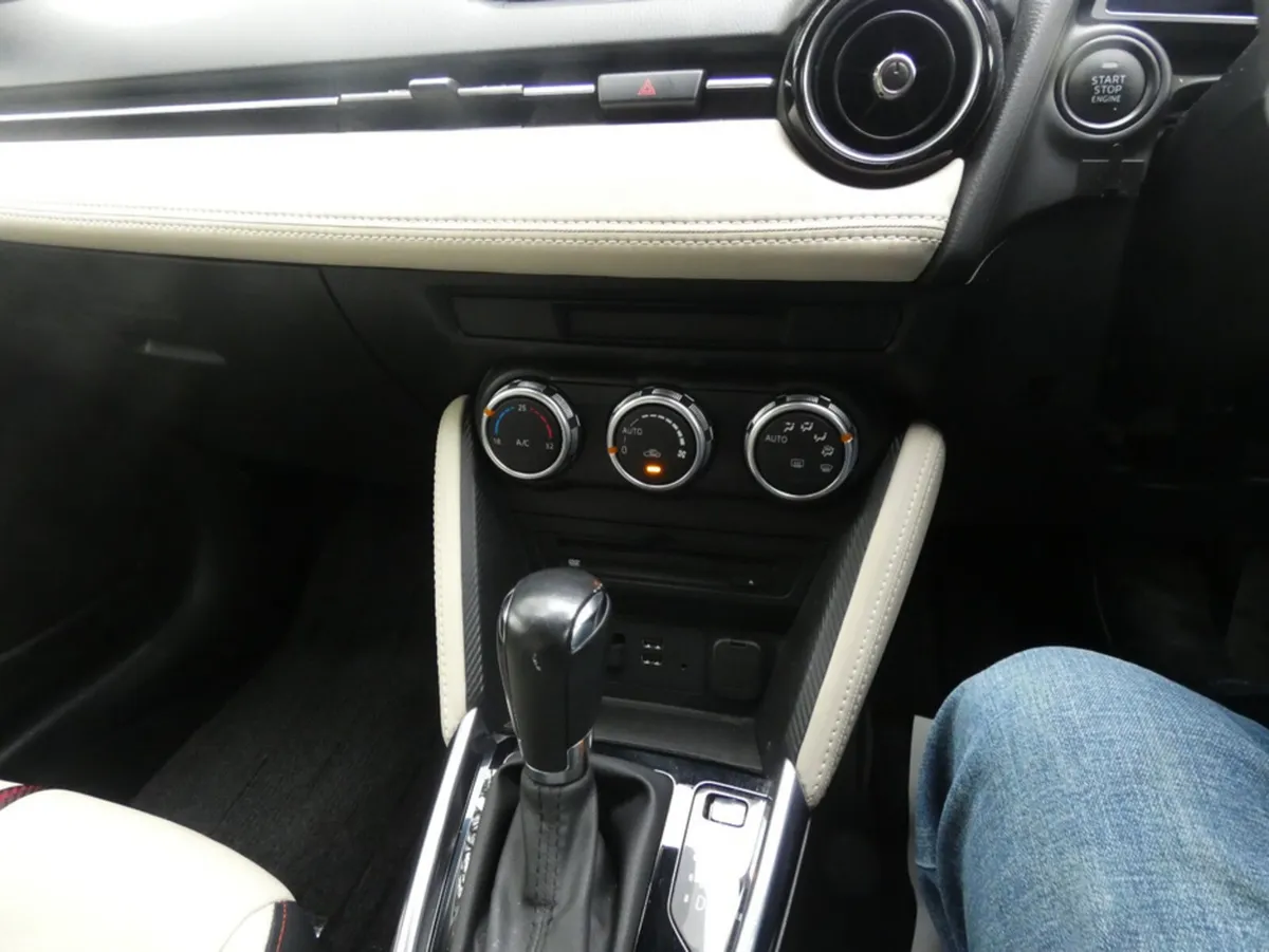 Mazda Demio Hatchback, Petrol, 2015, Red