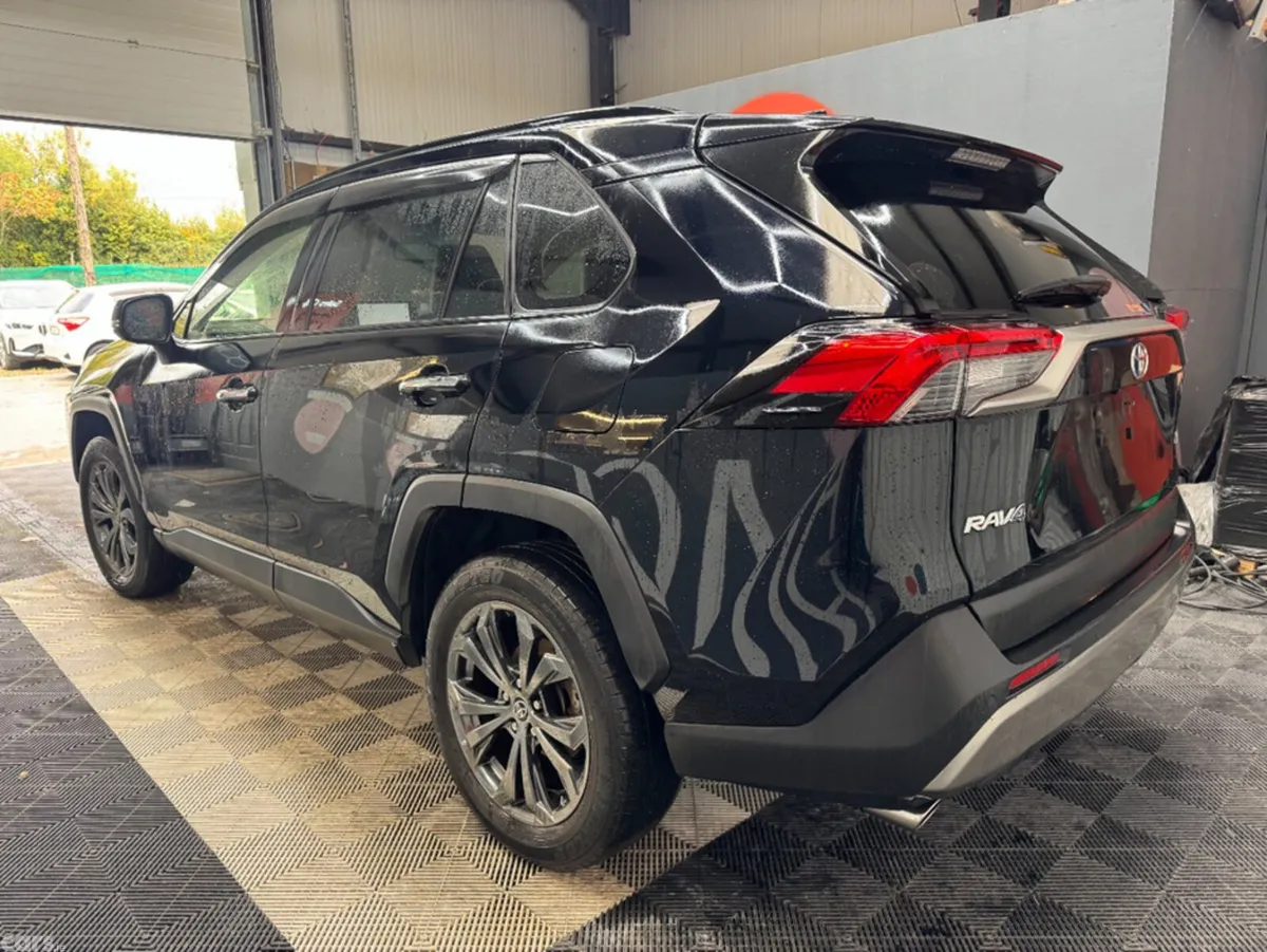 Toyota RAV4 SUV, Petrol Hybrid, 2023, Black