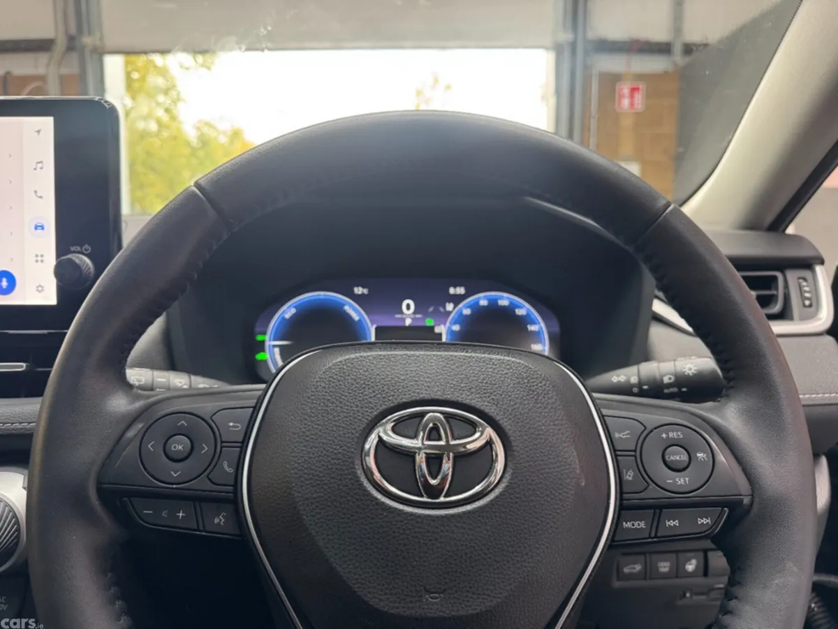Toyota RAV4 SUV, Petrol Hybrid, 2023, Black