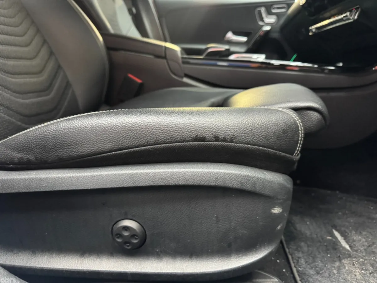 Mercedes-Benz A-Class Hatchback, Petrol, 2018, Silver