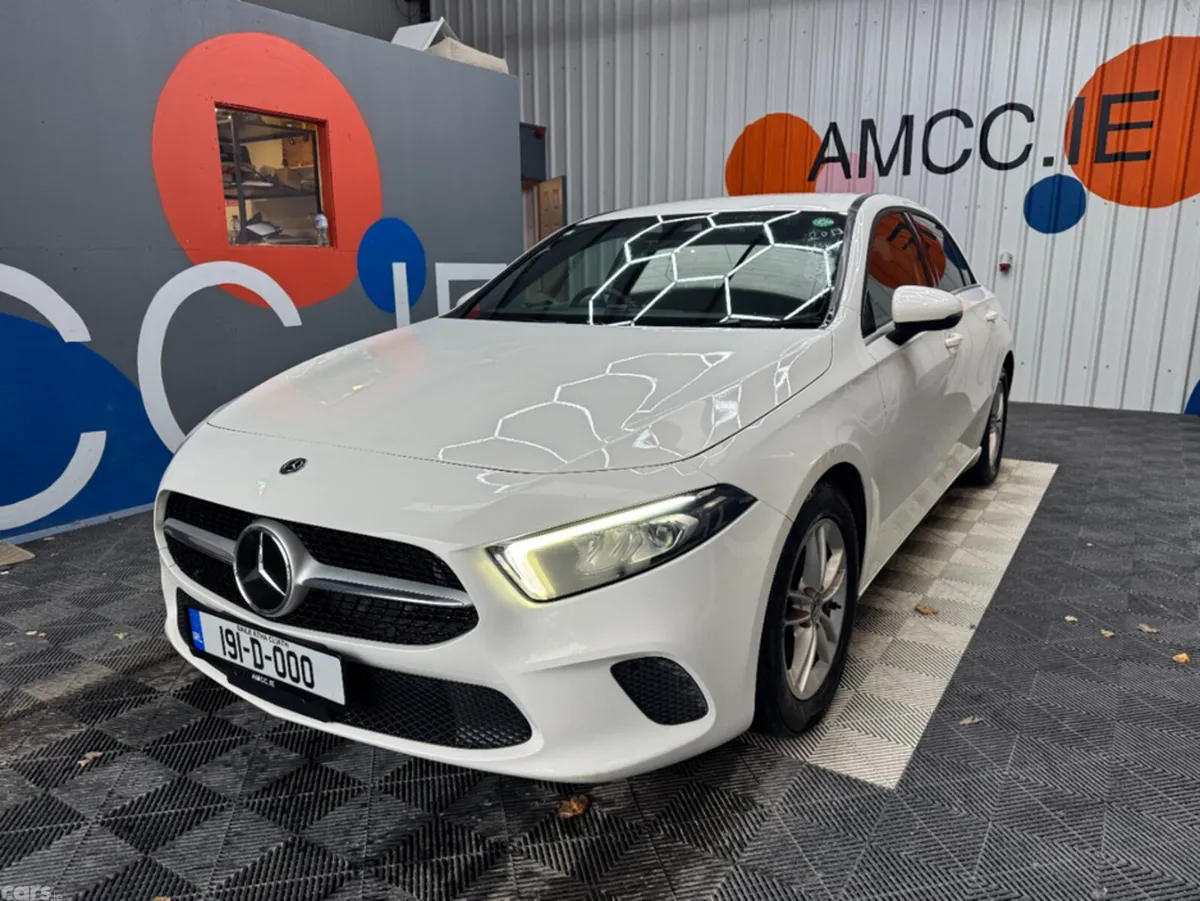Mercedes-Benz A-Class Hatchback, Petrol, 2019, White
