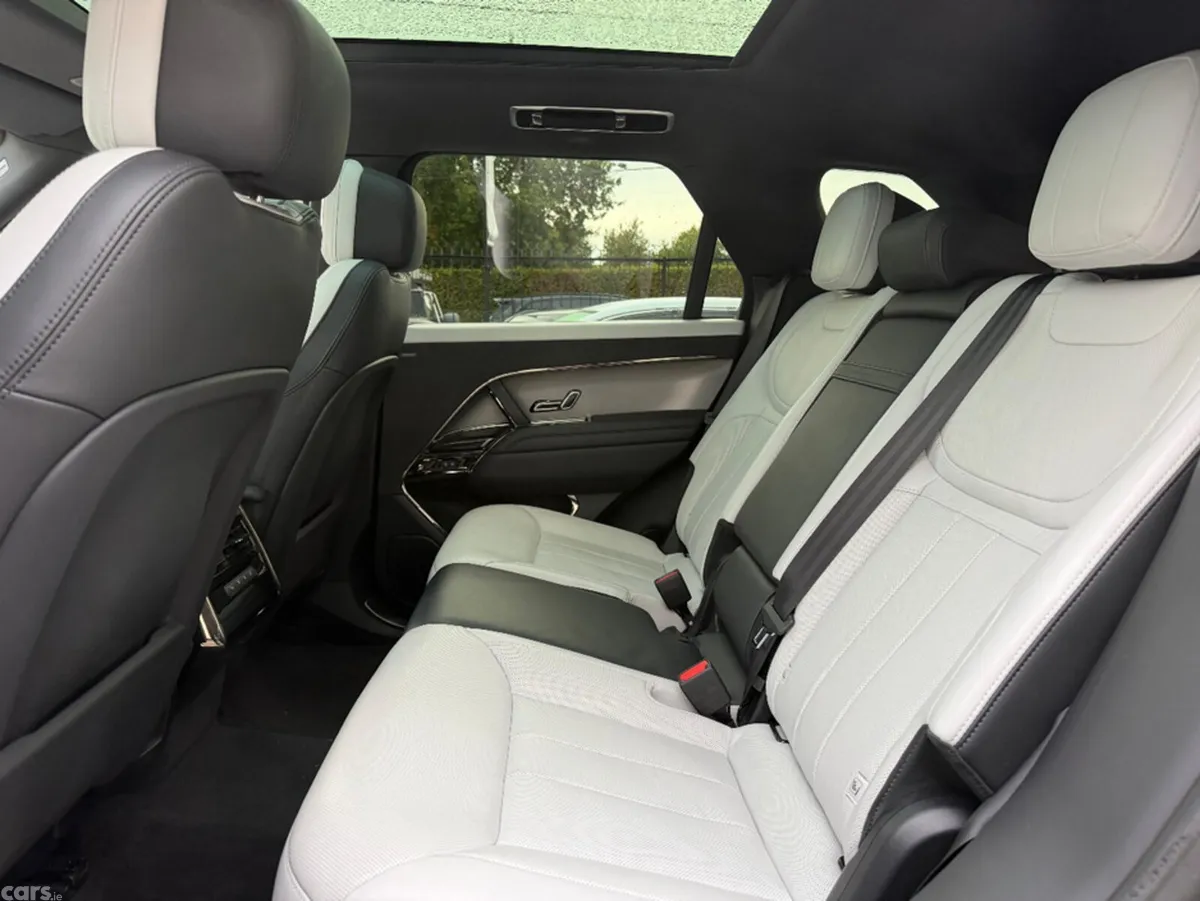Land Rover Range Rover Sport Estate, Petrol Plug-in Hybrid, 2023, Black