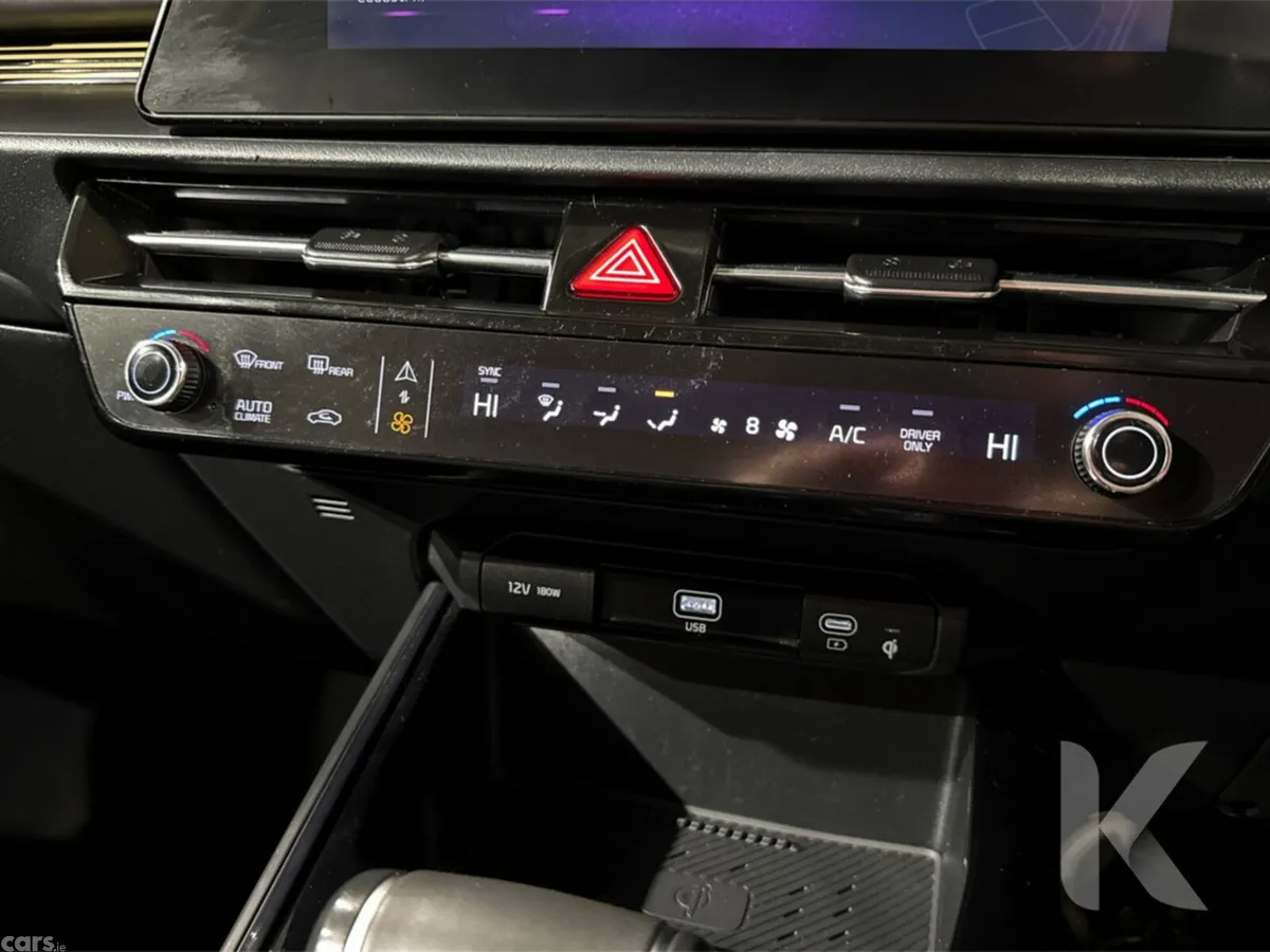 Kia Niro Estate, Petrol Hybrid, 2024, Blue