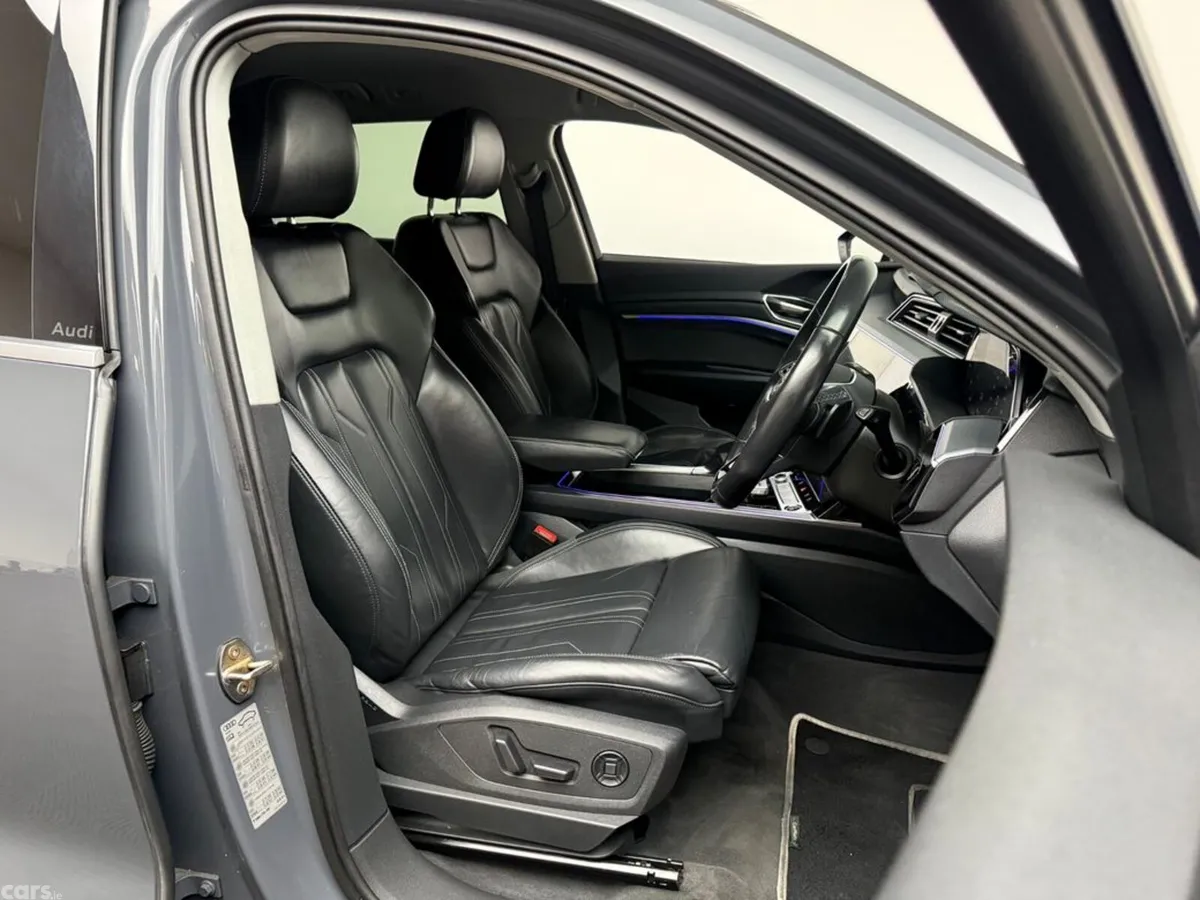 Audi Q8 e-tron SUV, Electric, 2023, Grey