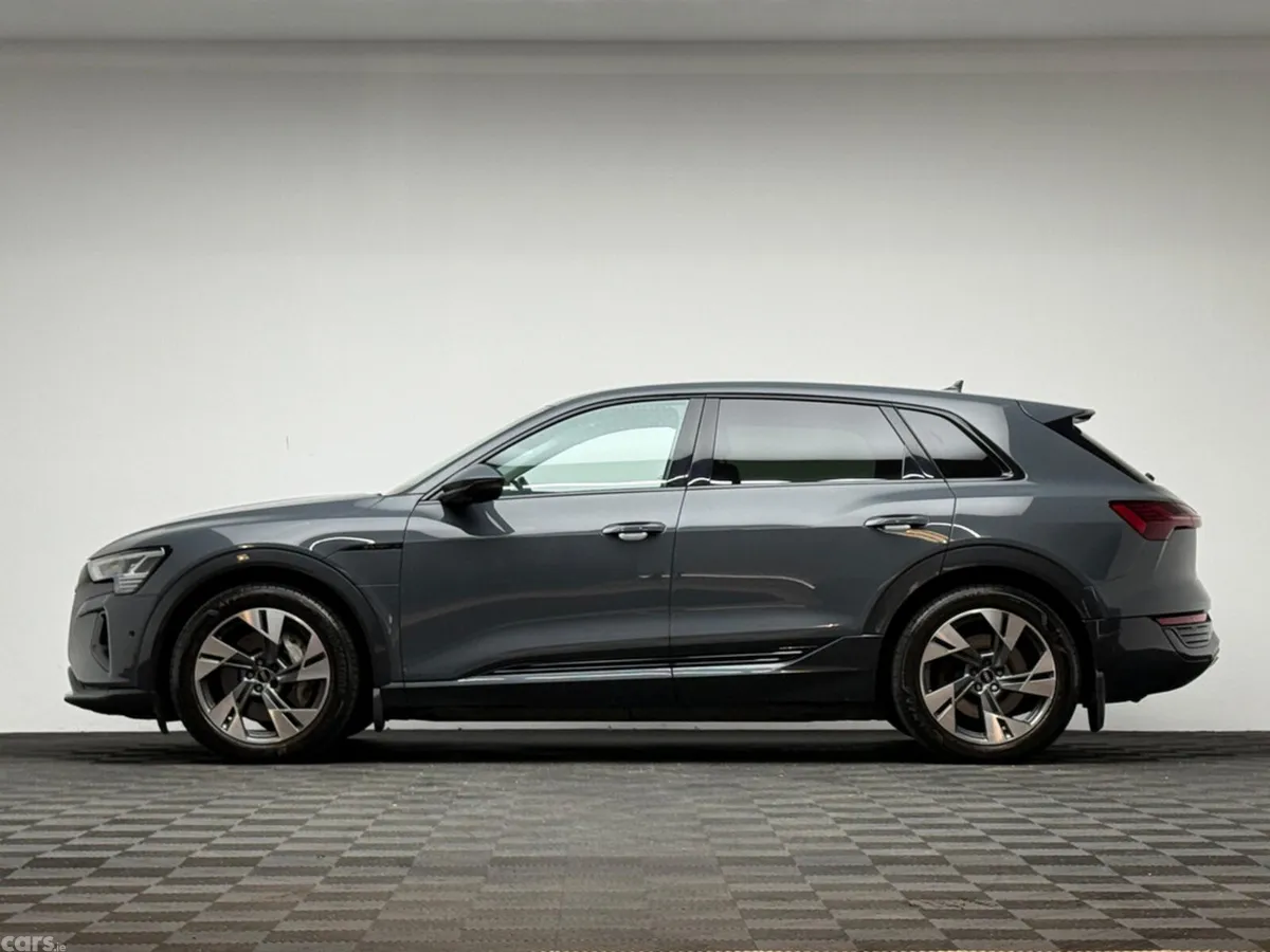 Audi Q8 e-tron SUV, Electric, 2023, Grey