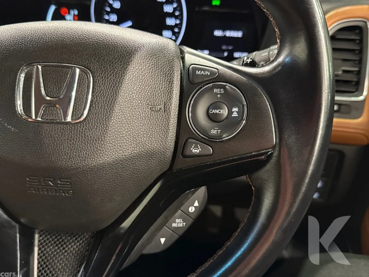 Honda Vezel Estate, Petrol Hybrid, 2019, White