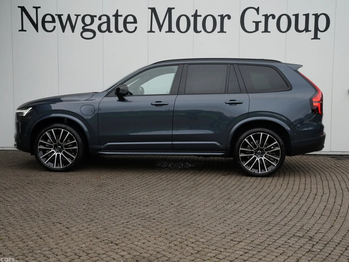 Volvo XC90 SUV, Petrol Hybrid, 2026, Blue
