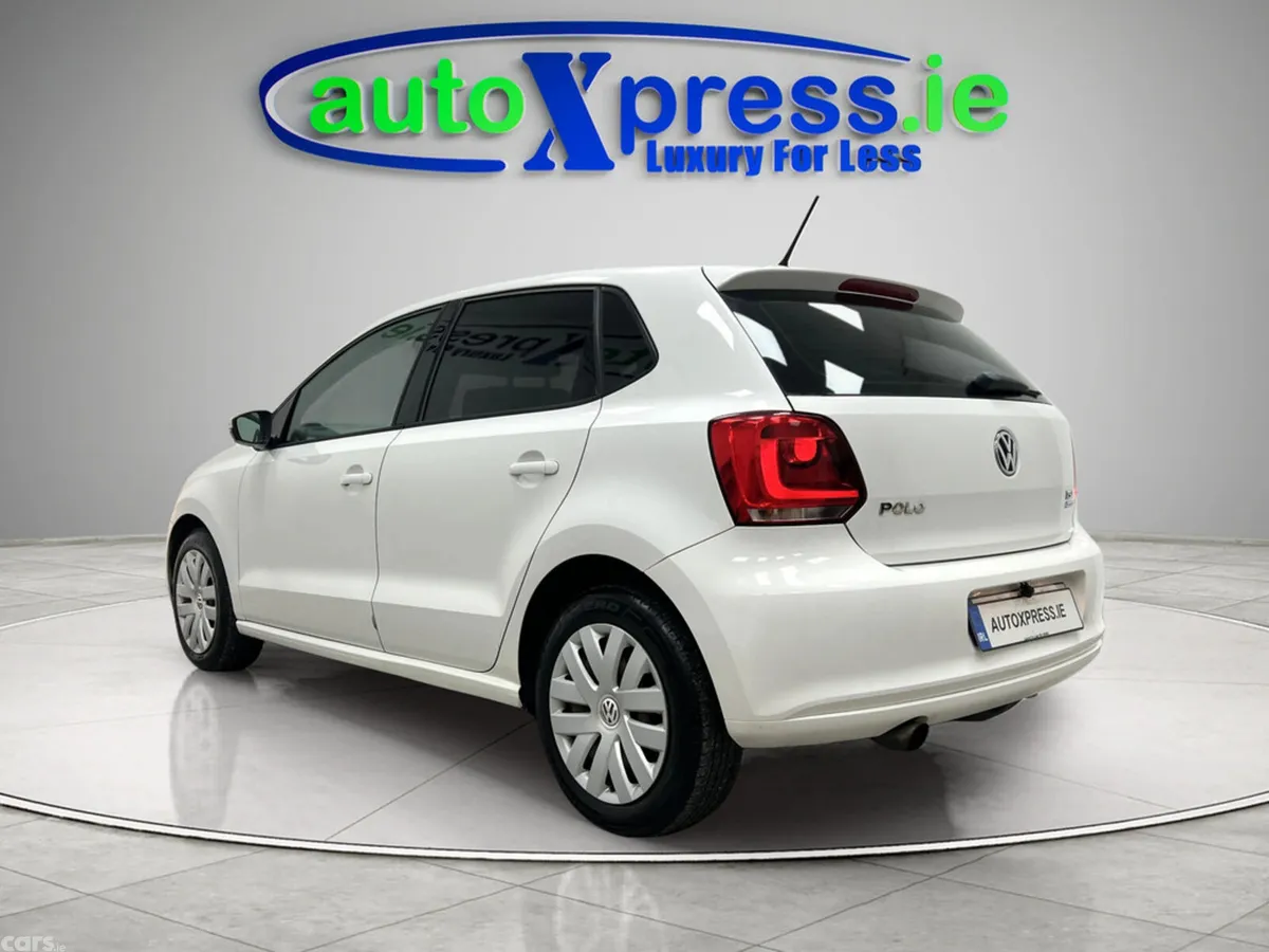 Volkswagen Polo Hatchback, Petrol, 2010, White
