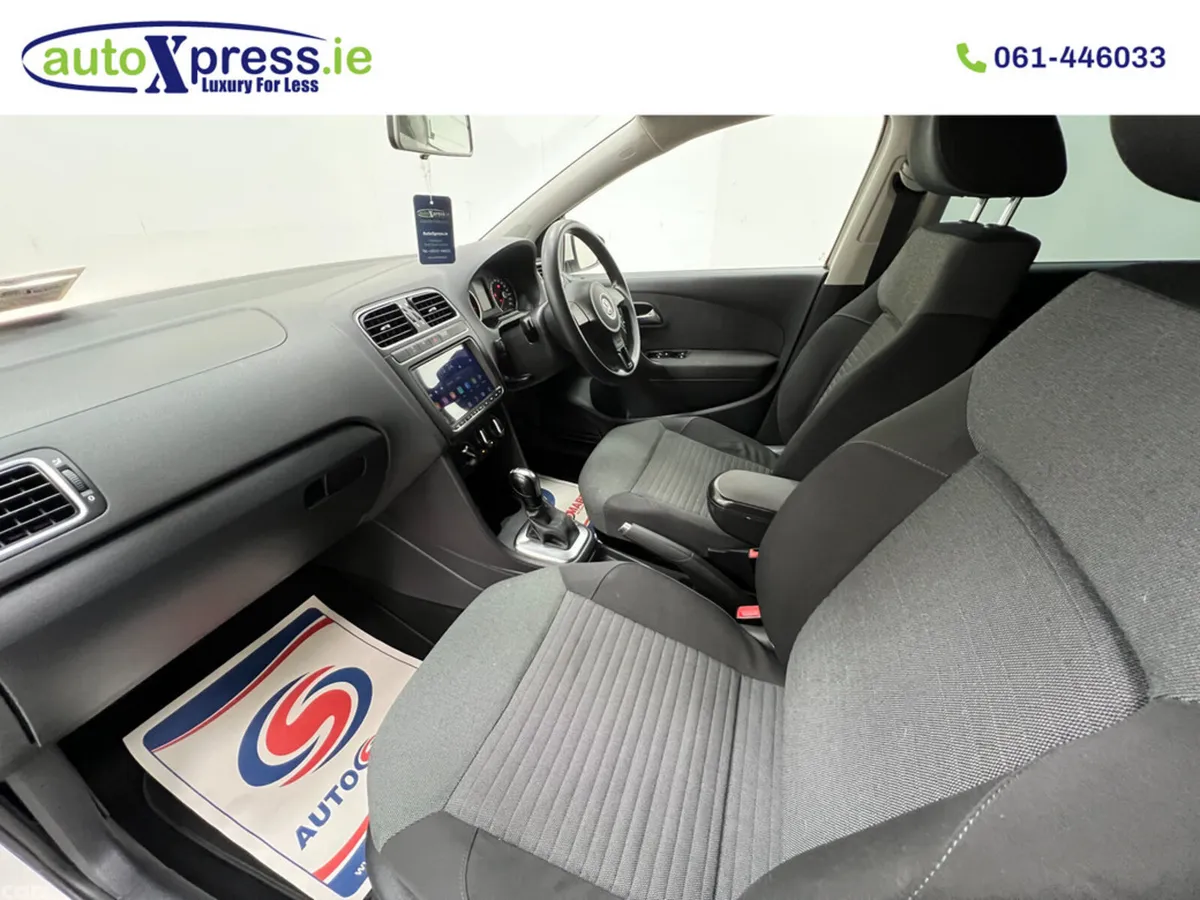 Volkswagen Polo Hatchback, Petrol, 2010, White