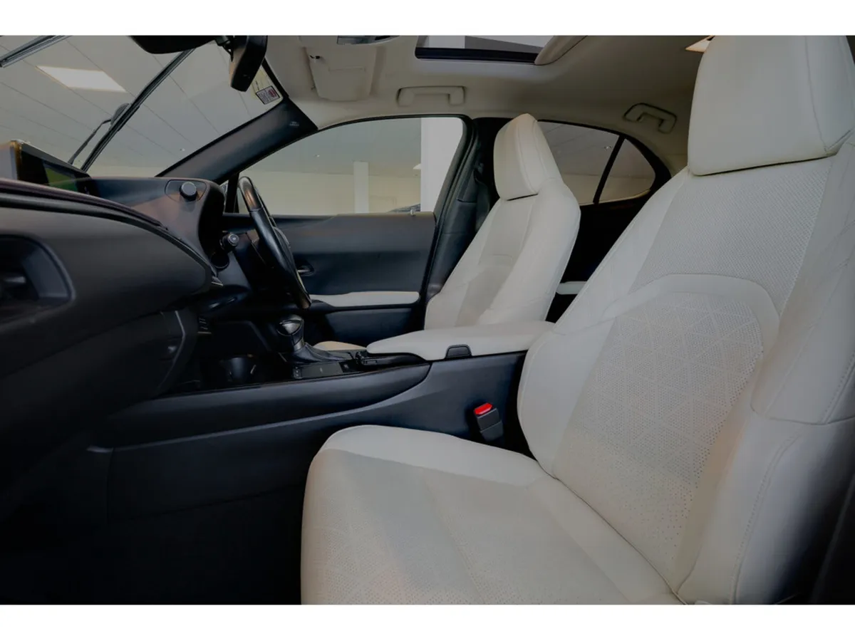 Lexus UX Estate, Petrol Hybrid, 2022, Silver