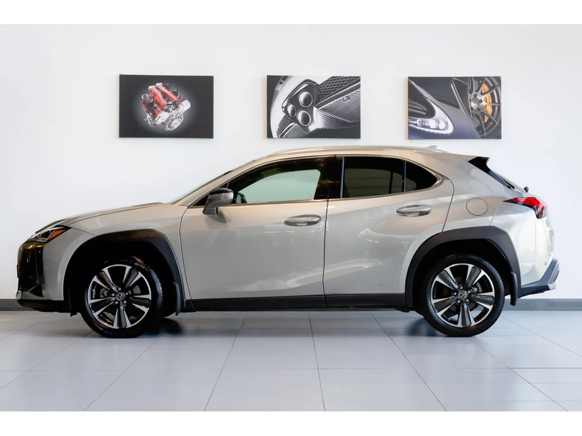 Lexus UX Estate, Petrol Hybrid, 2022, Silver