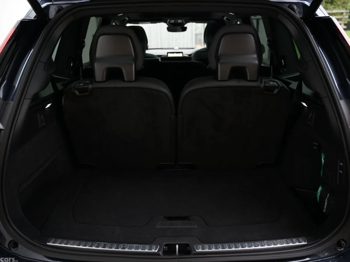 Volvo XC90 SUV, Petrol Hybrid, 2026, Blue