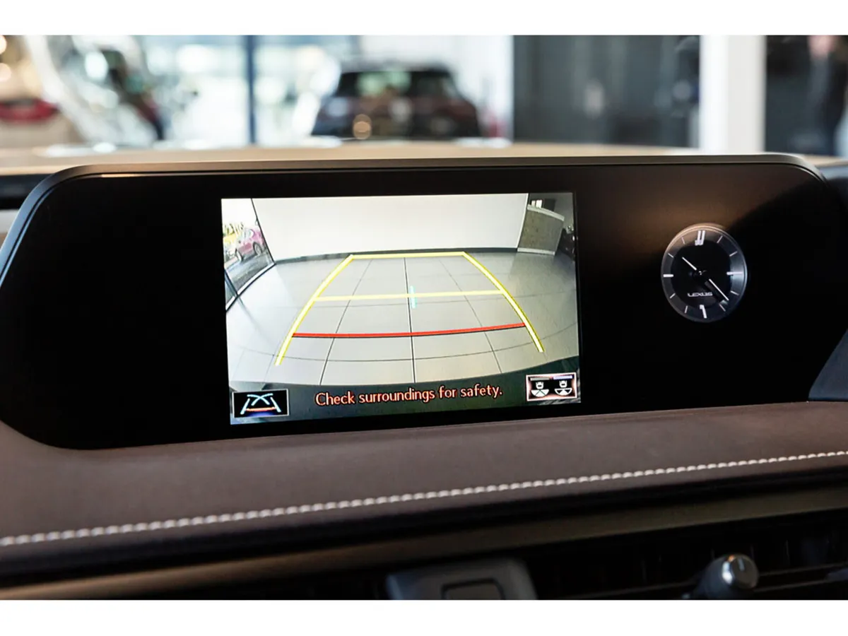 Lexus UX Estate, Petrol Hybrid, 2022, Silver