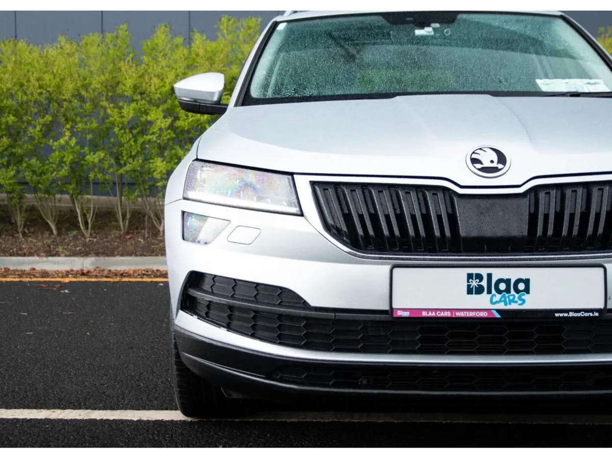 Skoda Karoq Estate, Diesel, 2019, Grey