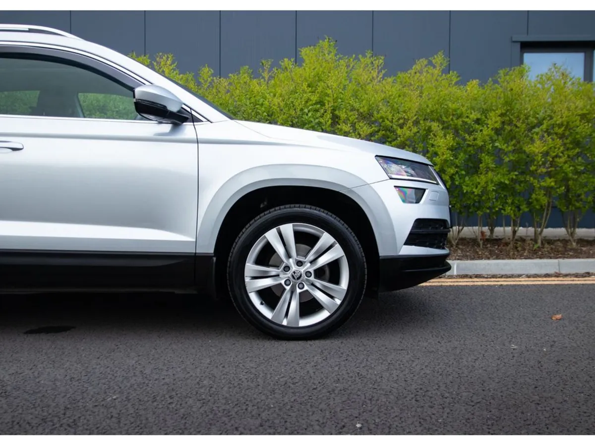 Skoda Karoq Estate, Diesel, 2019, Grey