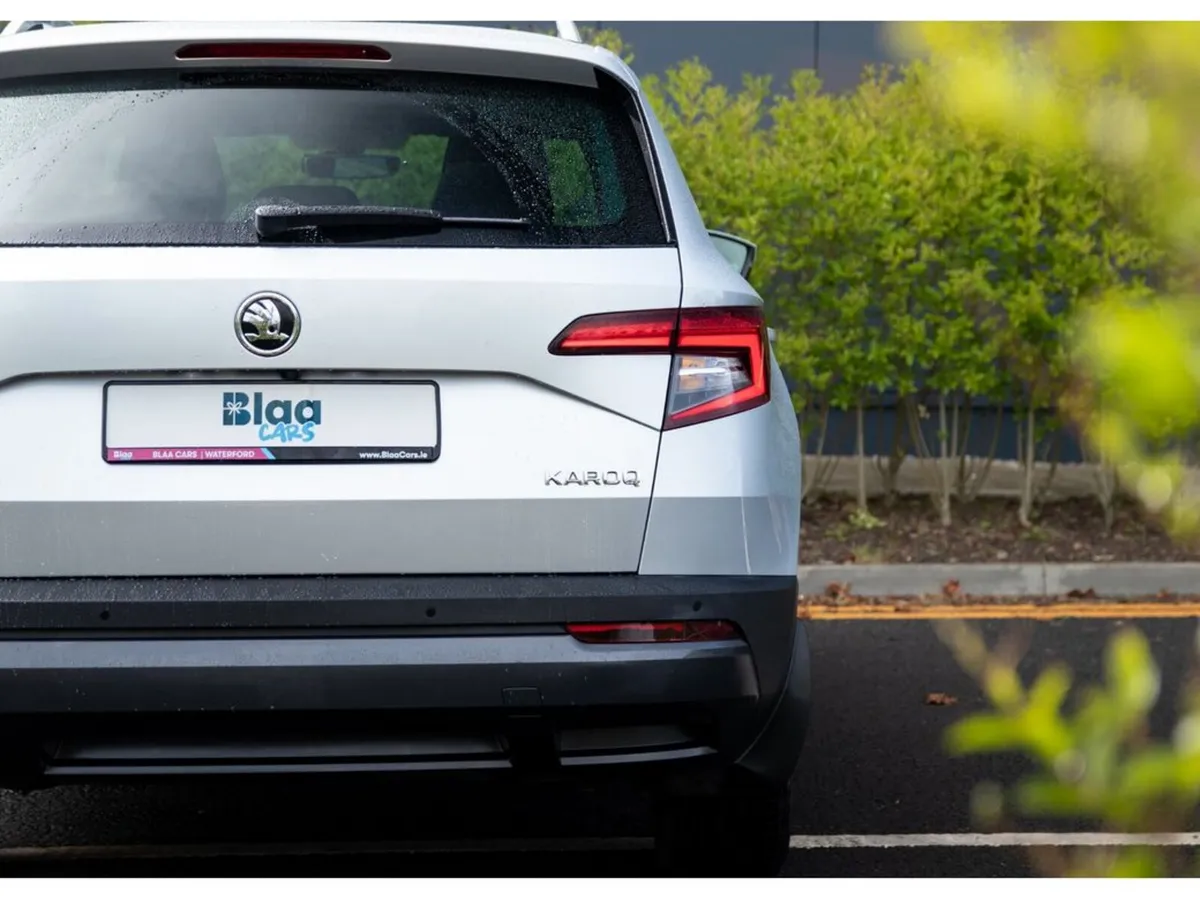 Skoda Karoq Estate, Diesel, 2019, Grey