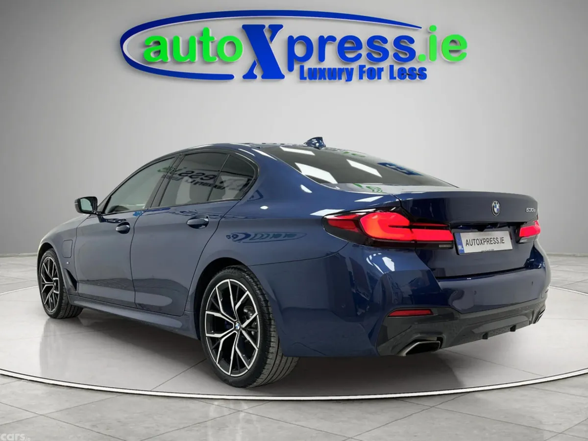 BMW 5-Series Saloon, Petrol Plug-in Hybrid, 2020, Blue