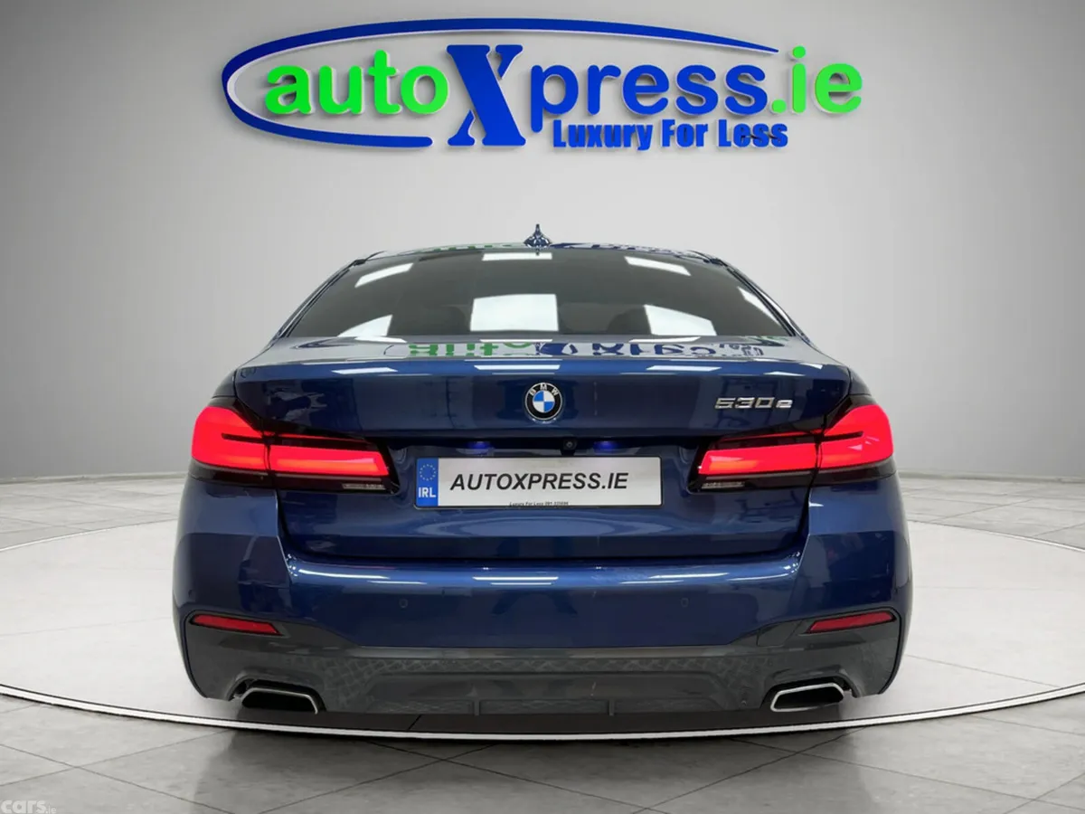 BMW 5-Series Saloon, Petrol Plug-in Hybrid, 2020, Blue
