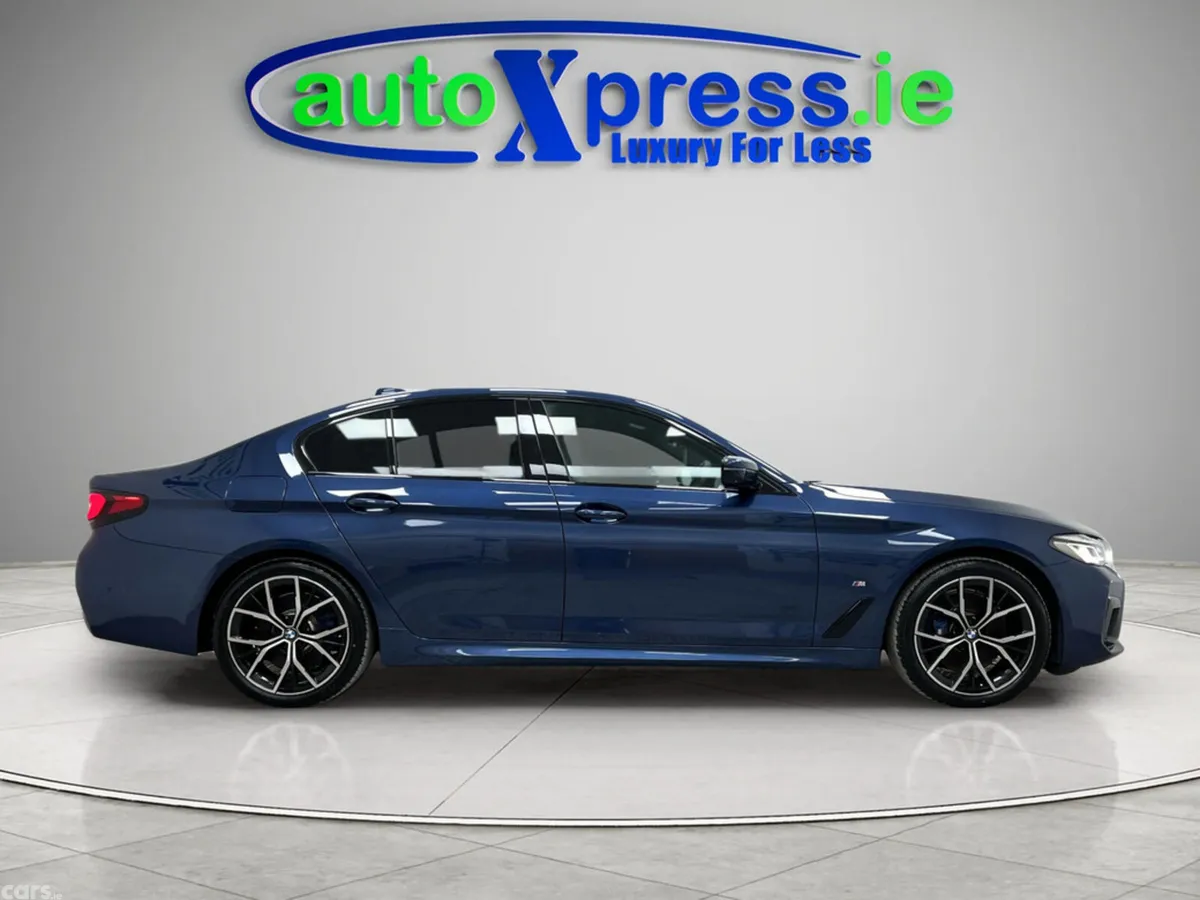 BMW 5-Series Saloon, Petrol Plug-in Hybrid, 2020, Blue