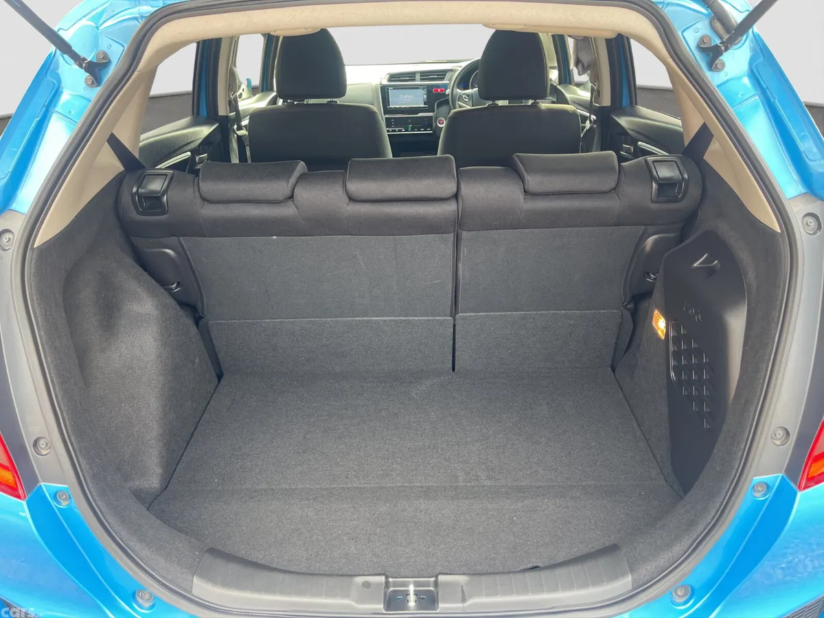 Honda Fit Hatchback, Petrol Hybrid, 2015, Blue