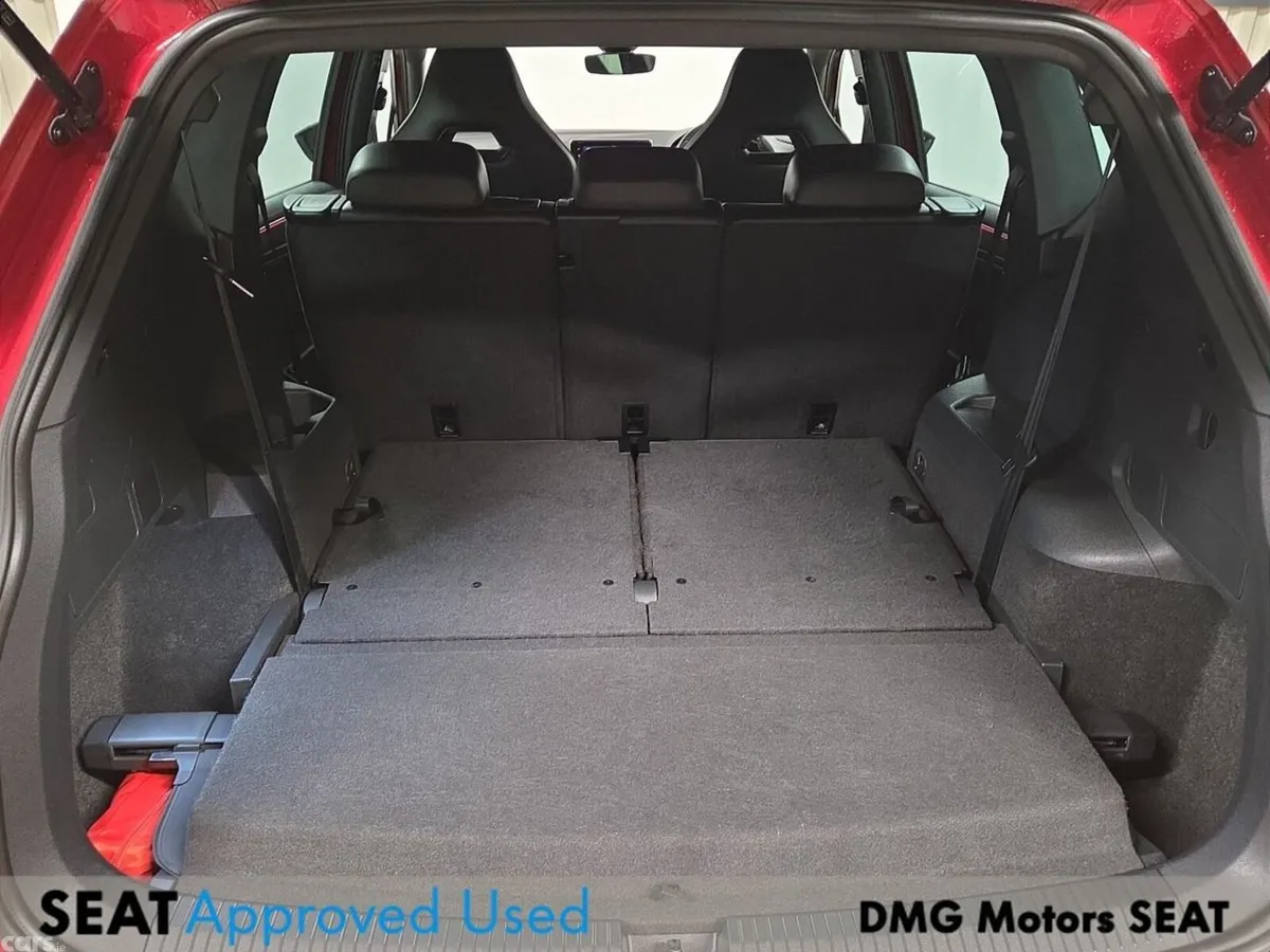SEAT Tarraco Estate, Diesel, 2023, Red