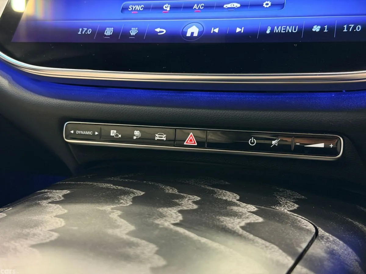 Mercedes-Benz E-Class Saloon, Diesel Plug-in Hybrid, 2025, Blue