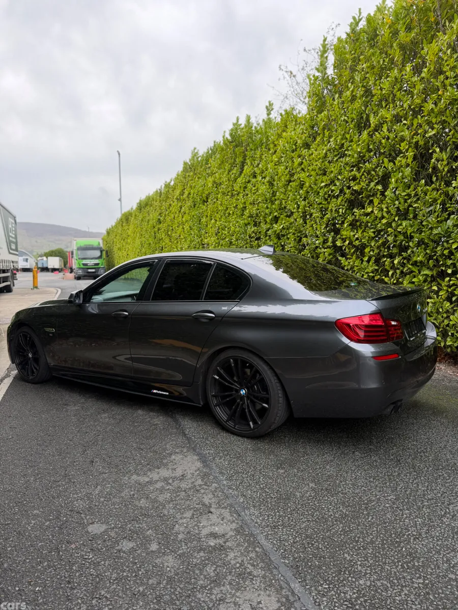 BMW 5-Series Saloon, Diesel, 2016, Grey