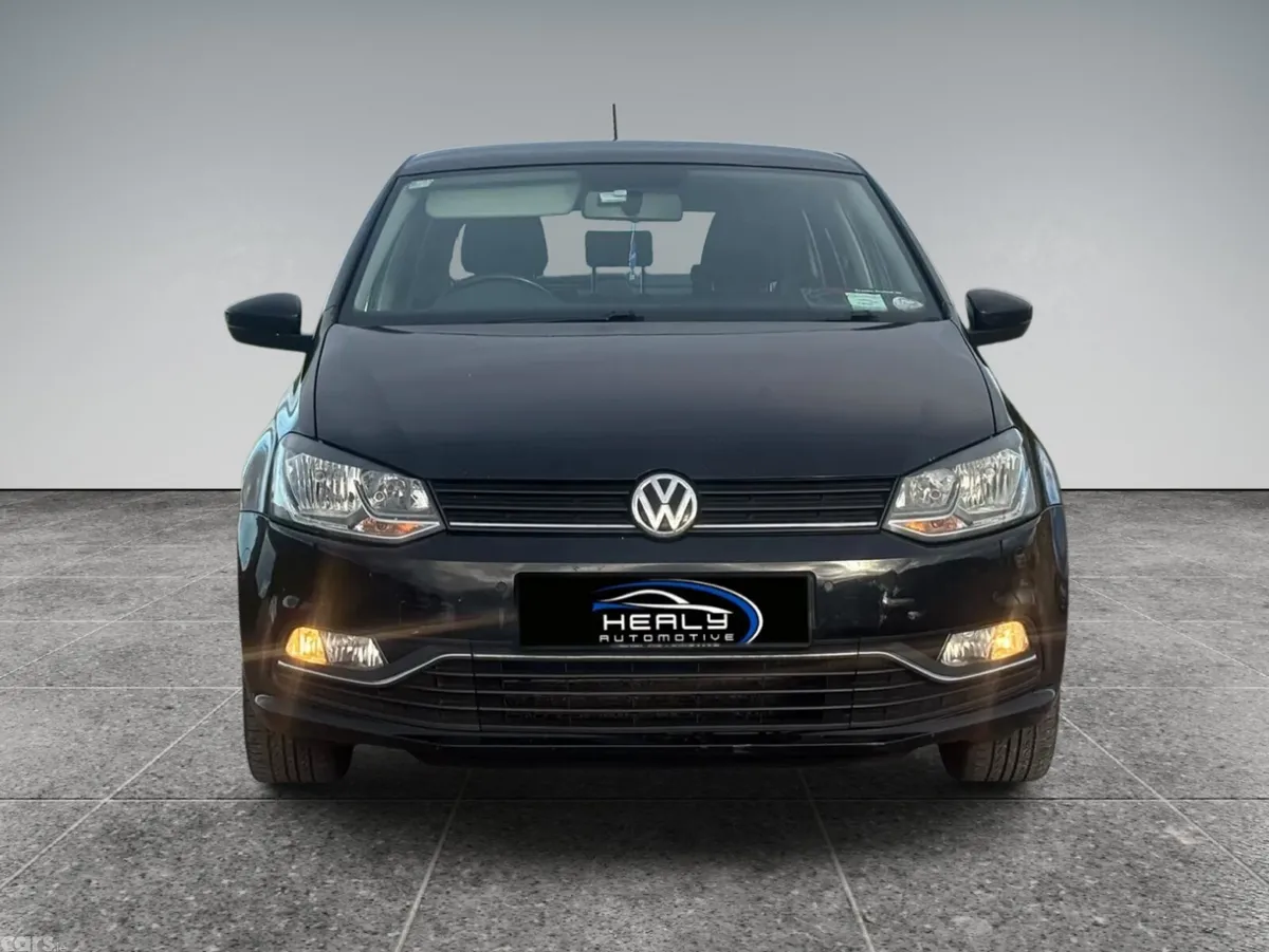 Volkswagen Polo Hatchback, Petrol, 2015, Black