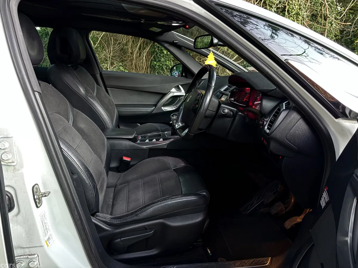 DS Automobiles DS 5 Hatchback, Diesel, 2015, White