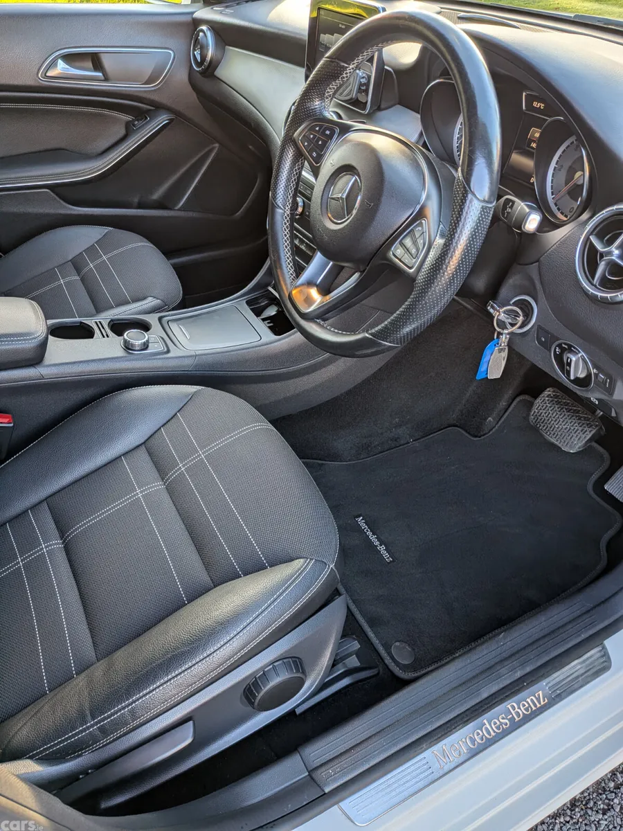 Mercedes-Benz CLA Saloon, Diesel, 2015, White
