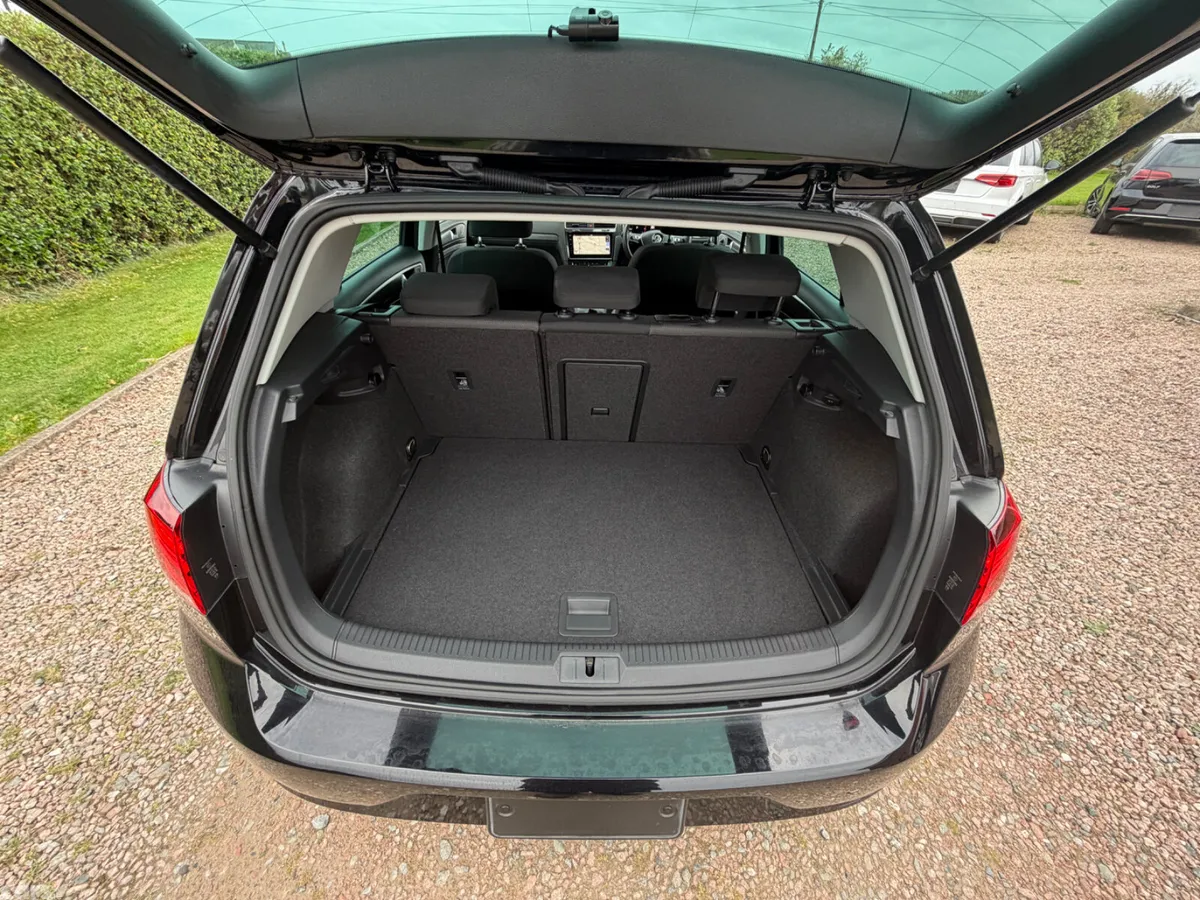 Volkswagen Golf Hatchback, Petrol, 2019, Black