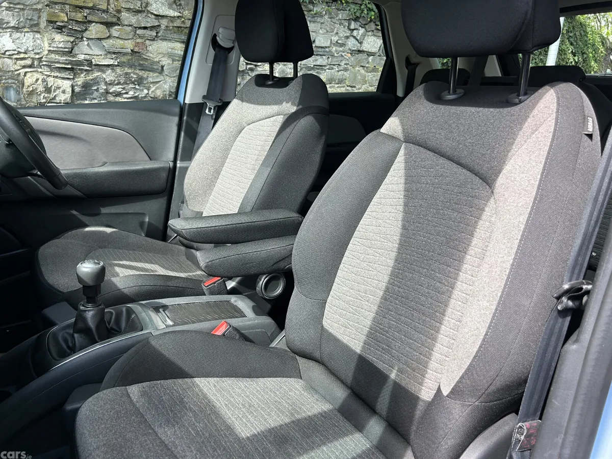 Citroen C4 Picasso MPV, Diesel, 2016, Blue