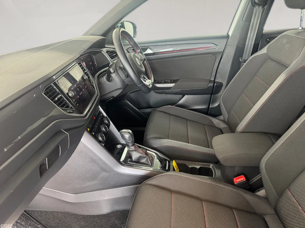 Volkswagen T-Roc SUV, Diesel, 2021, White