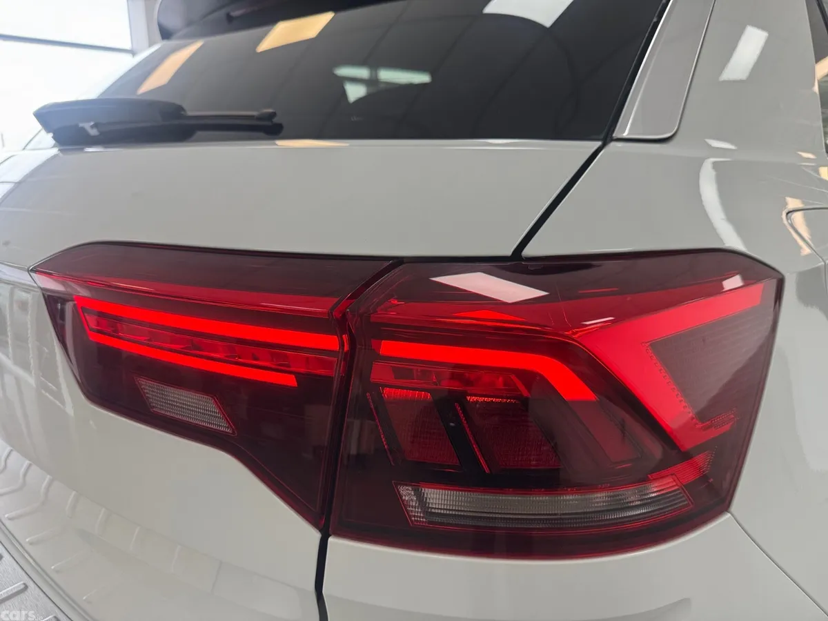 Volkswagen T-Roc SUV, Diesel, 2021, White